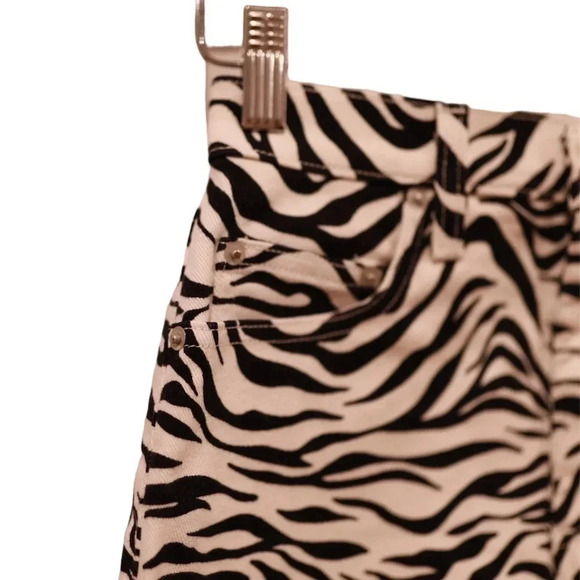 Aritzia | Wilfred zebra / animal print denim / Jean mini skirt - Size Zero - Picture 5 of 6